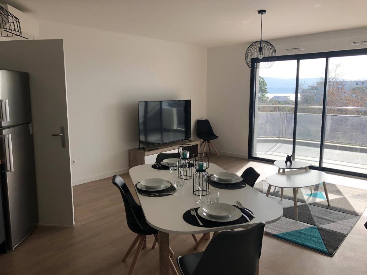 Bel Appartement F3 Vue Sur Le Golfe D'Ajaccio Ajaccio  Bagian luar foto